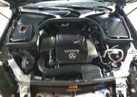 2017 Mercedes-Benz Glc 300 4Matic z USA, uszkodzony, nr VIN WDC0G4KB2HF144170